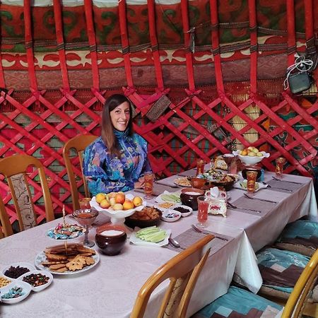 Zalkar Yurt Camp Hotel Song-Kul Exterior foto