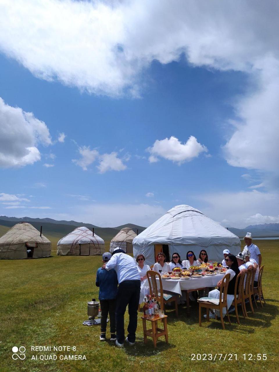 Zalkar Yurt Camp Hotel Song-Kul Exterior foto