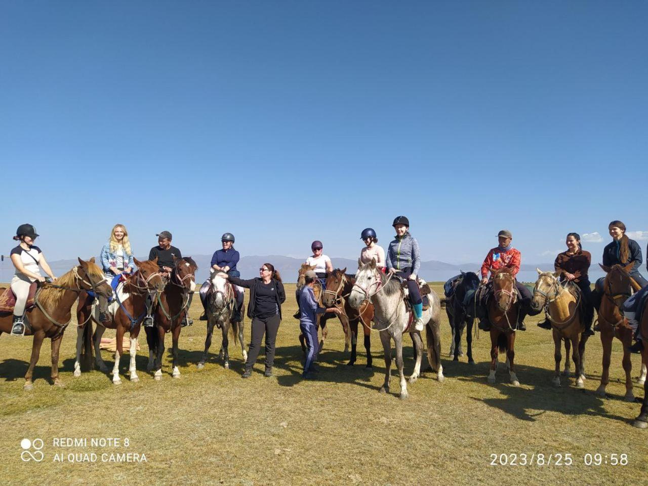 Zalkar Yurt Camp Hotel Song-Kul Exterior foto