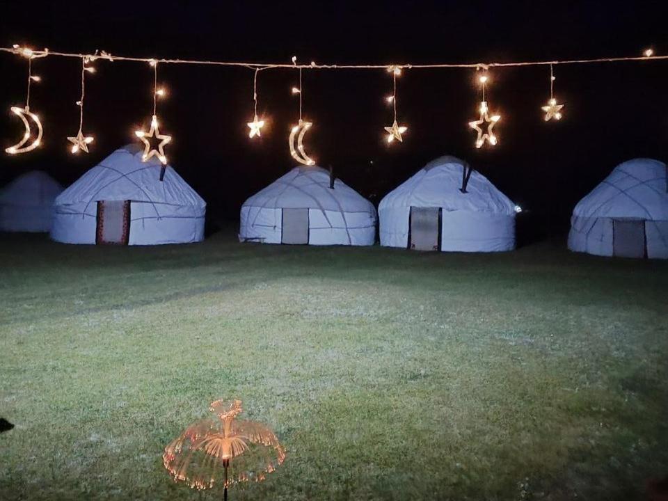 Zalkar Yurt Camp Hotel Song-Kul Exterior foto