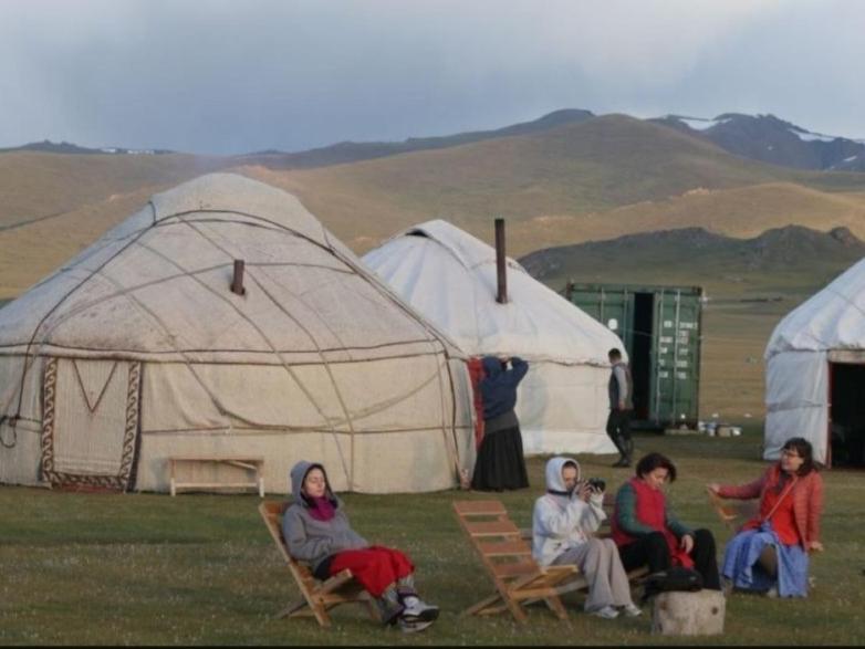 Zalkar Yurt Camp Hotel Song-Kul Exterior foto