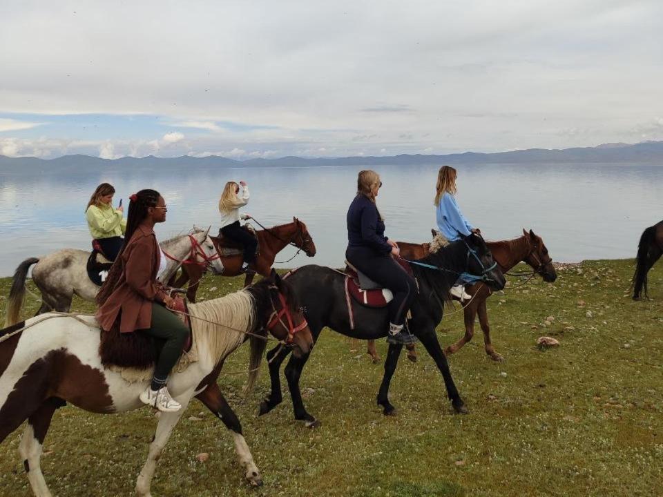 Zalkar Yurt Camp Hotel Song-Kul Exterior foto