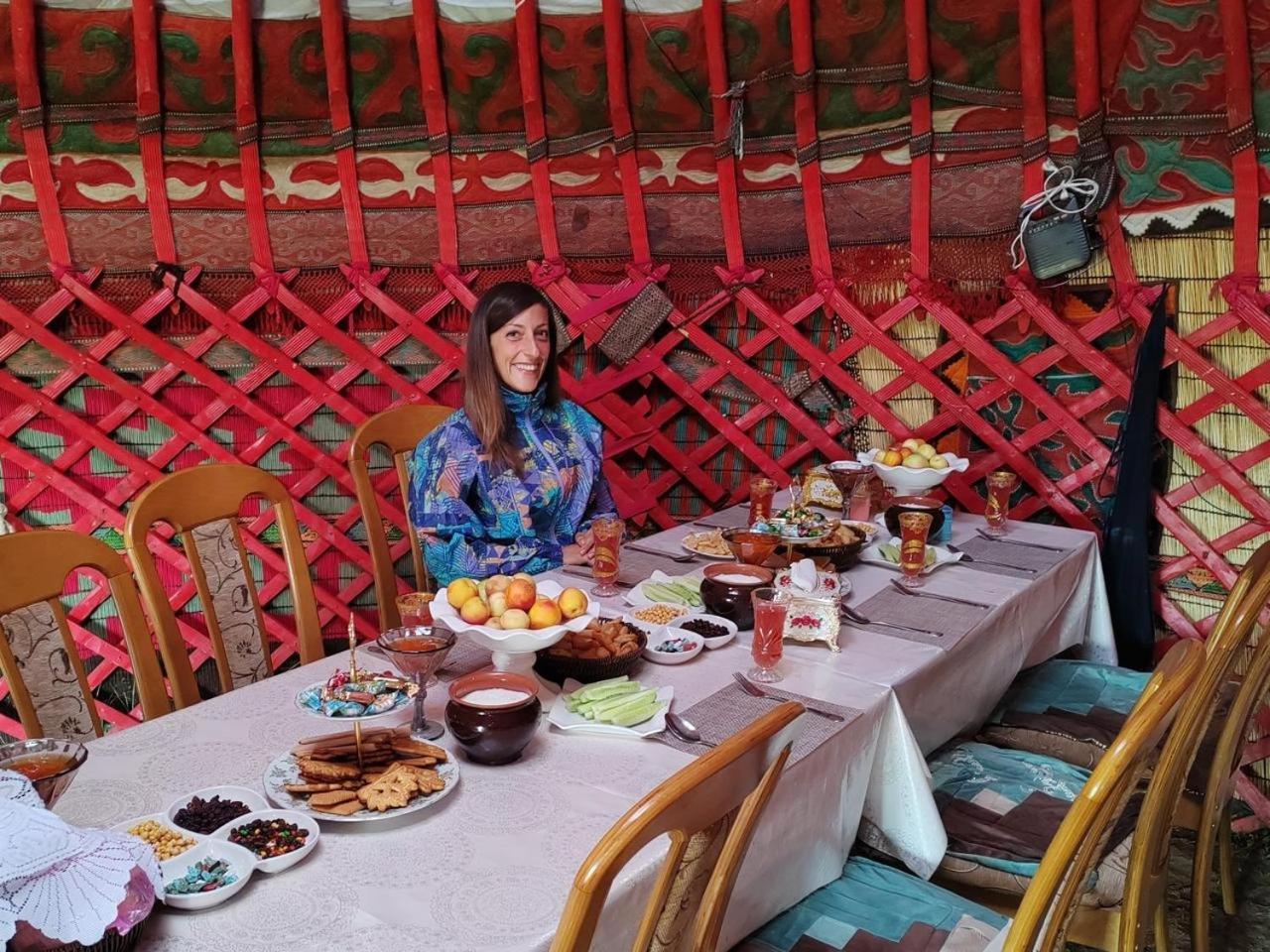 Zalkar Yurt Camp Hotel Song-Kul Exterior foto
